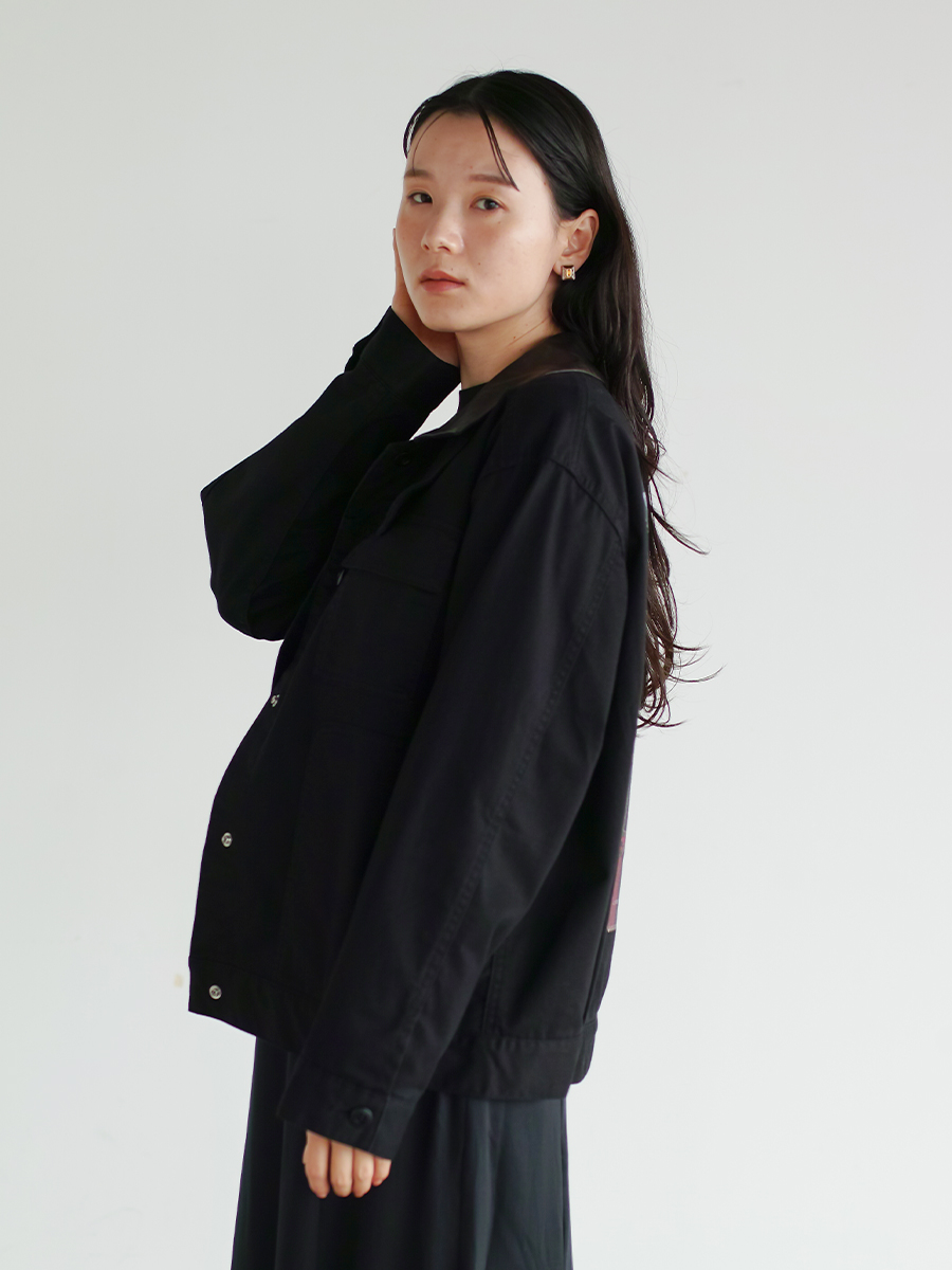 奥山優バックプリントブルゾン